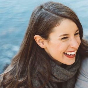 Meet your Posher, Emma